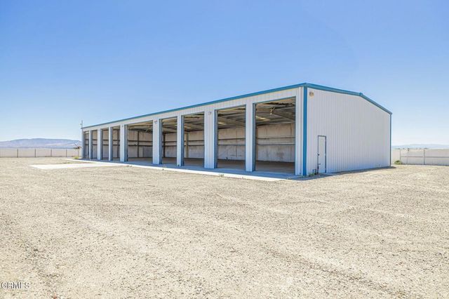 2866 W Avenue F, Lancaster, CA 93536
