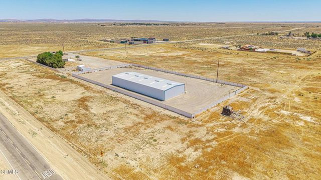 2866 W Avenue F, Lancaster, CA 93536
