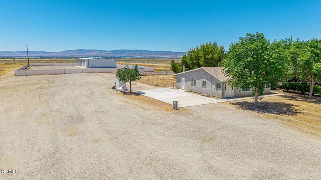 2866 W Avenue F, Lancaster, CA 93536