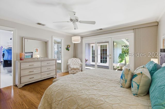 28 Forest Dr, Hilton Head Island, SC 29928