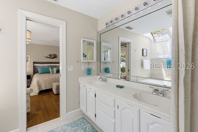 28 Forest Dr, Hilton Head Island, SC 29928