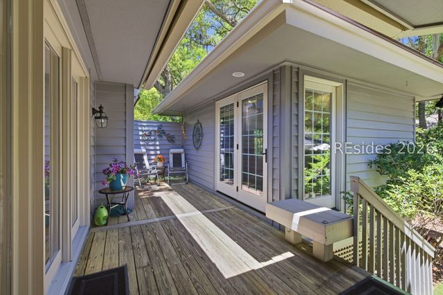 28 Forest Dr, Hilton Head Island, SC 29928