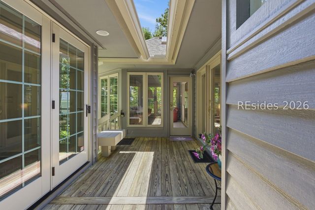28 Forest Dr, Hilton Head Island, SC 29928