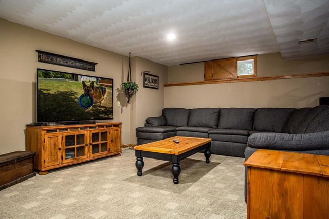 2938 Yale Drive, Janesville, WI 53548