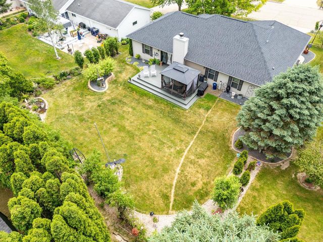 2938 Yale Drive, Janesville, WI 53548