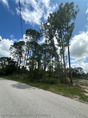 1710 Stream Avenue, Sebring, FL 33875