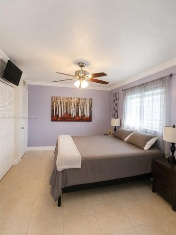 1230 W 54th St 218A, Hialeah, FL 33012
