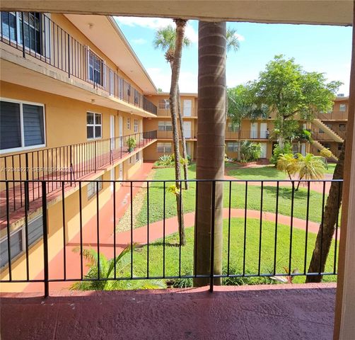 1230 W 54th St 218A, Hialeah, FL 33012