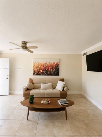1230 W 54th St 218A, Hialeah, FL 33012
