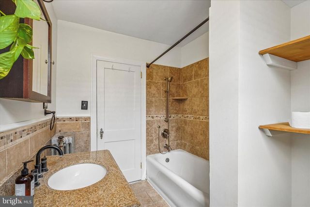 224 5TH AVE, Phoenixville, PA 19460