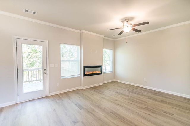 5032 Falcon Point, Douglasville, GA 30135