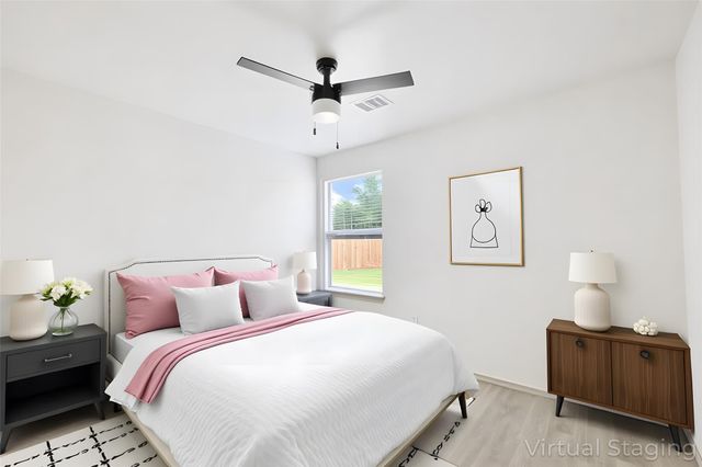 113 Bolden St A B, Houston, TX 77029