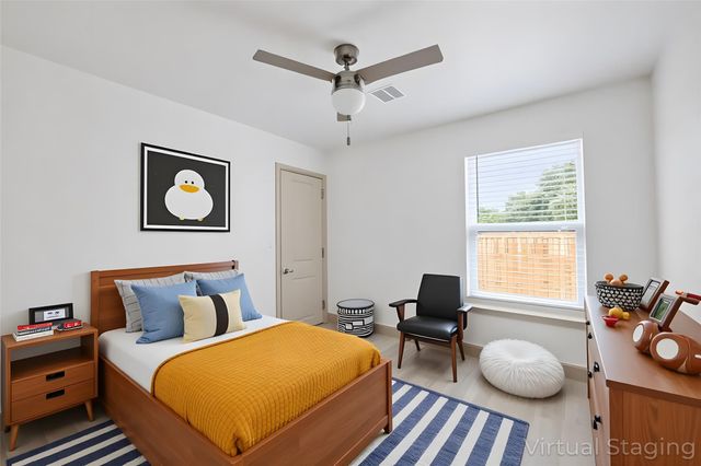 113 Bolden St A B, Houston, TX 77029