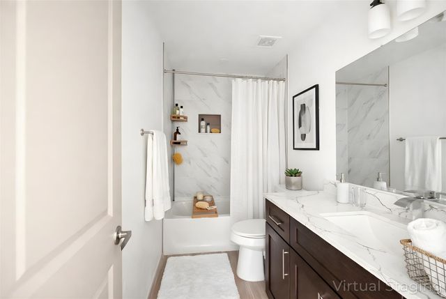 113 Bolden St A B, Houston, TX 77029