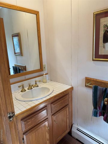 211 Meadow Brook Lane, Greenville, NY 12083