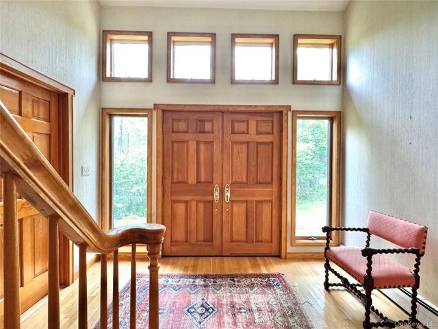 211 Meadow Brook Lane, Greenville, NY 12083