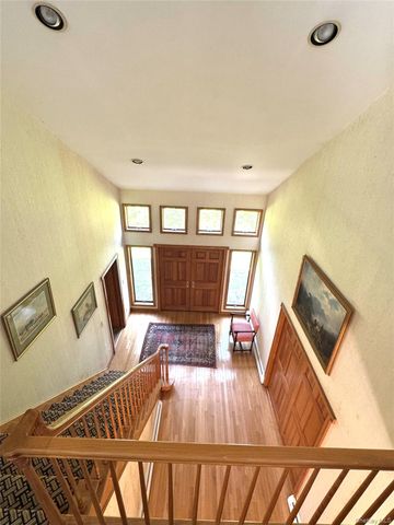 211 Meadow Brook Lane, Greenville, NY 12083