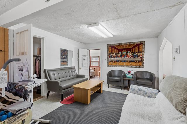 4607 Dumoulin Avenue, Lisle, IL 60532