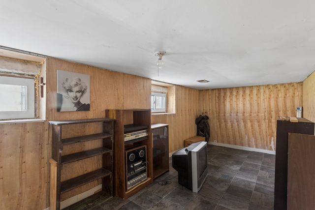 4607 Dumoulin Avenue, Lisle, IL 60532