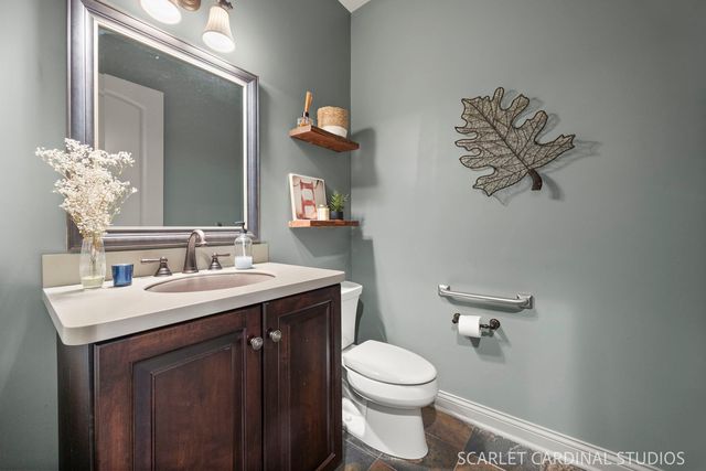 835 S Wright Street, Naperville, IL 60540