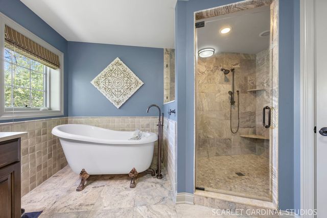 835 S Wright Street, Naperville, IL 60540