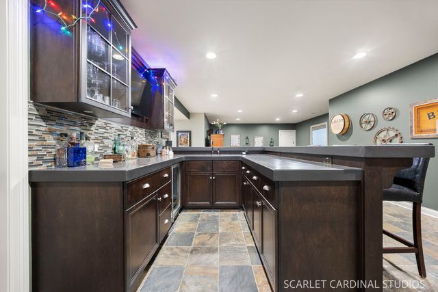 835 S Wright Street, Naperville, IL 60540