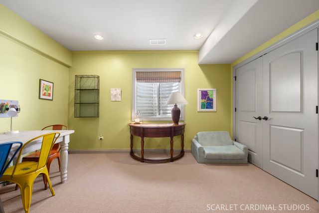 835 S Wright Street, Naperville, IL 60540