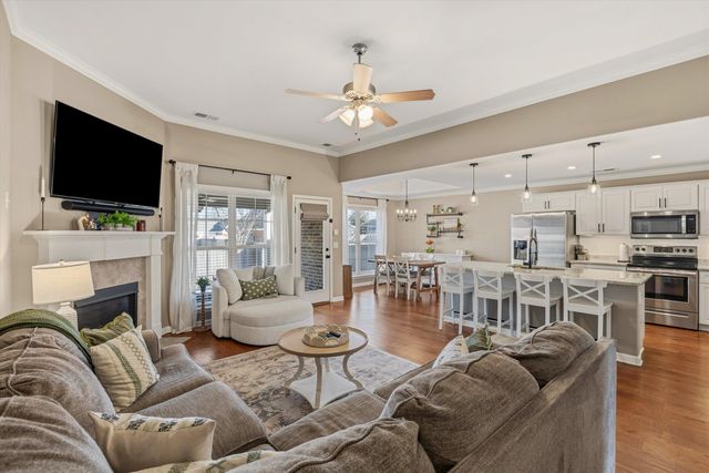 7866 IVY LAKE LN, Bartlett, TN 38133