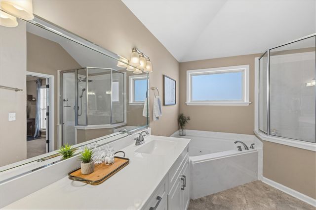 7866 IVY LAKE LN, Bartlett, TN 38133