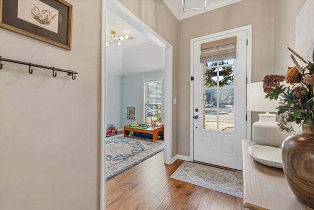 7866 IVY LAKE LN, Bartlett, TN 38133