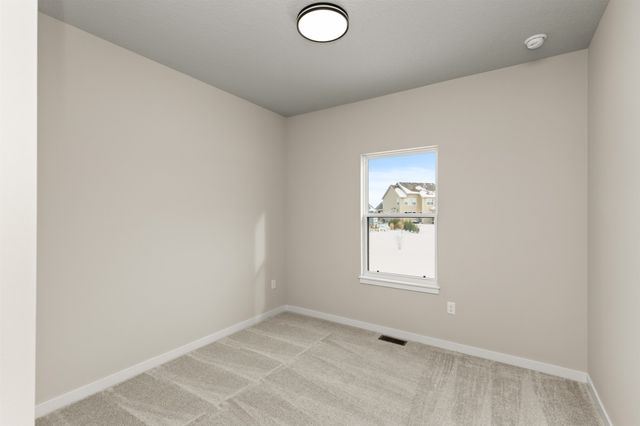 16520 Bentwood Drive, Urbandale, IA 50323