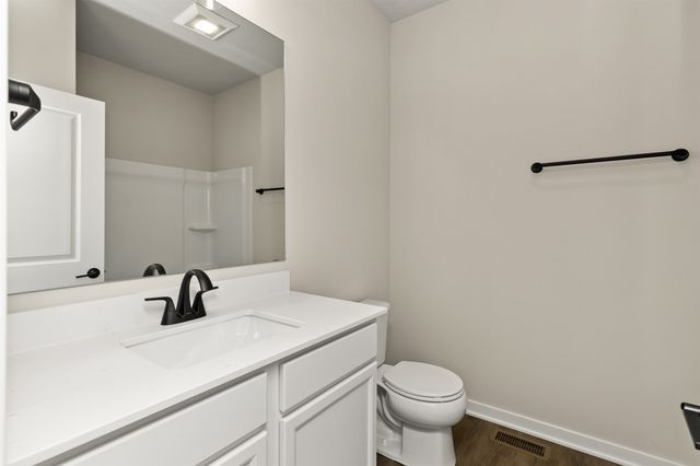 16520 Bentwood Drive, Urbandale, IA 50323