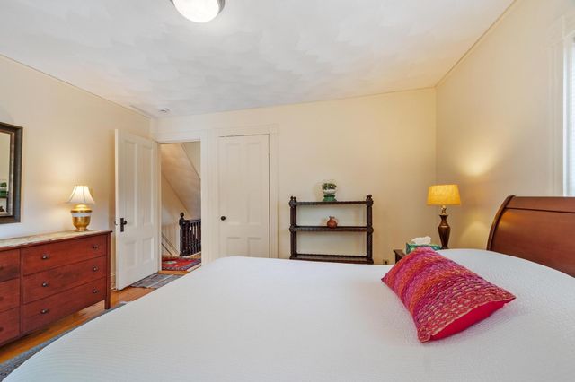 33 School Street 3, Andover, MA 01810