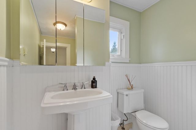 33 School Street 3, Andover, MA 01810