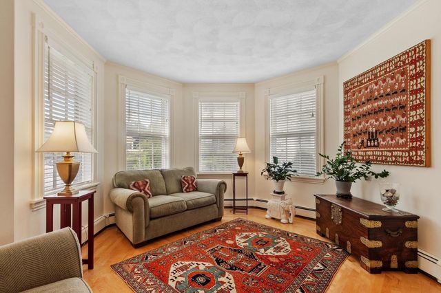 33 School Street 3, Andover, MA 01810