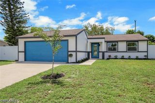 2181 52nd LN SW, Naples, FL 34116