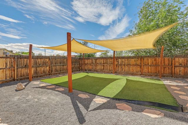 1001 37th Street SE, Rio Rancho, NM 87124