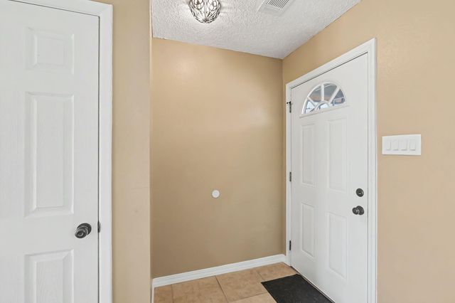 1001 37th Street SE, Rio Rancho, NM 87124