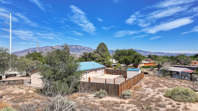 1001 37th Street SE, Rio Rancho, NM 87124