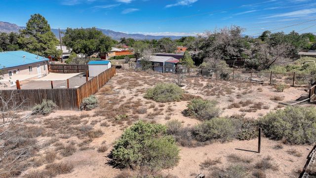 1001 37th Street SE, Rio Rancho, NM 87124