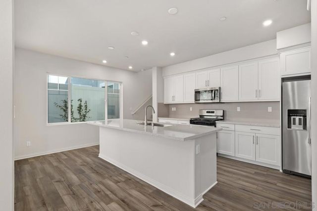 1523 Wingwood, Vista, CA 92083