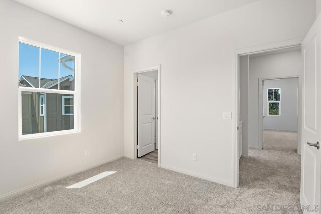 Image 21 of property listing at 1523 Wingwood, Vista, CA 92083