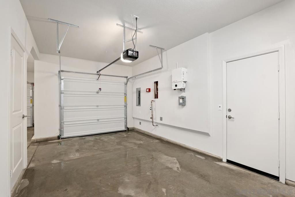 Image 26 of property listing at 1523 Wingwood, Vista, CA 92083