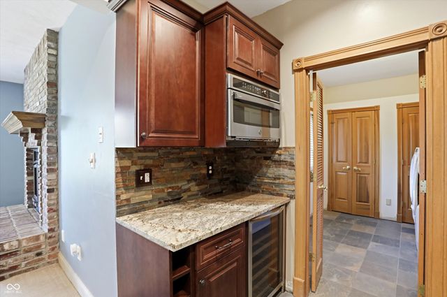 11058 Mallard Way, Indianapolis, IN 46278