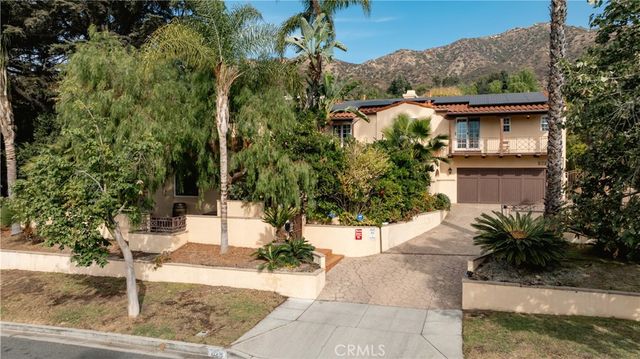 828 S Sunset Canyon, Burbank, CA 91501