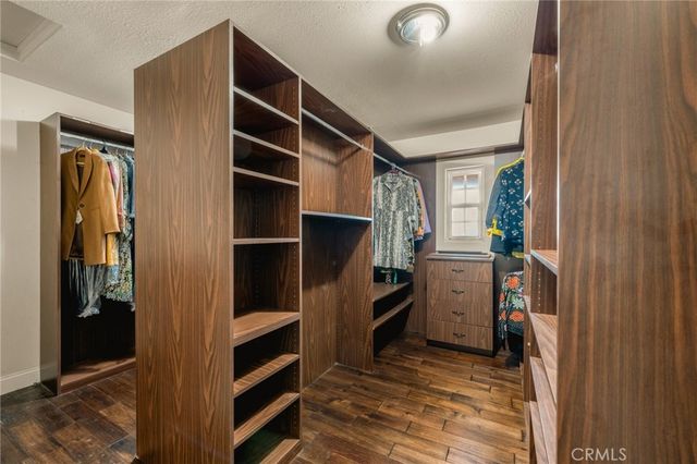 828 S Sunset Canyon, Burbank, CA 91501