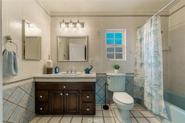 828 S Sunset Canyon, Burbank, CA 91501