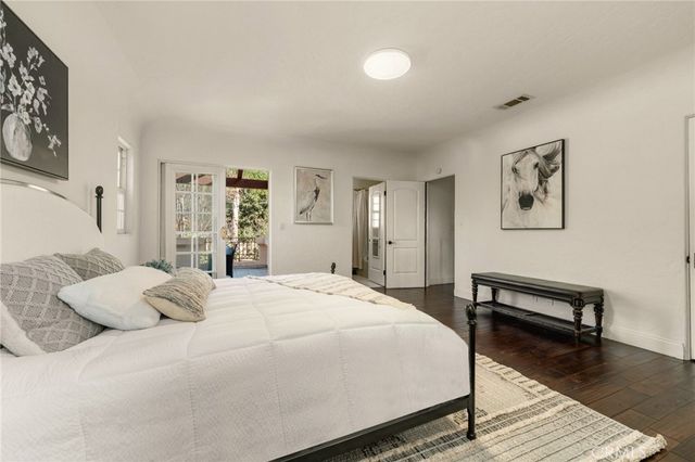 828 S Sunset Canyon, Burbank, CA 91501