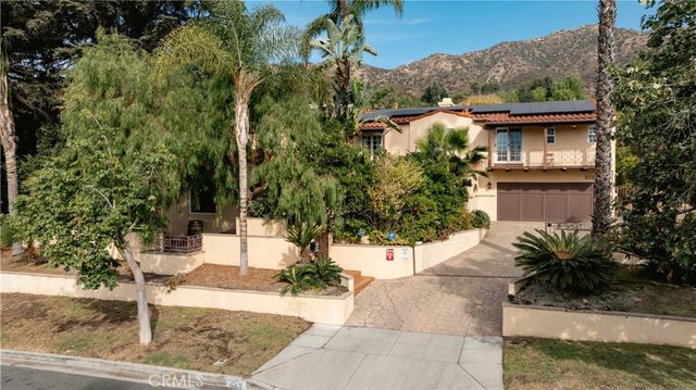 828 S Sunset Canyon, Burbank, CA 91501