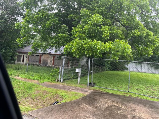 7331 England Street, Houston, TX 77021